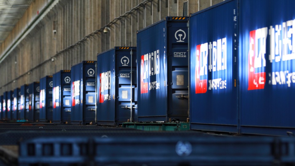 推女郎松果三点尽露视频